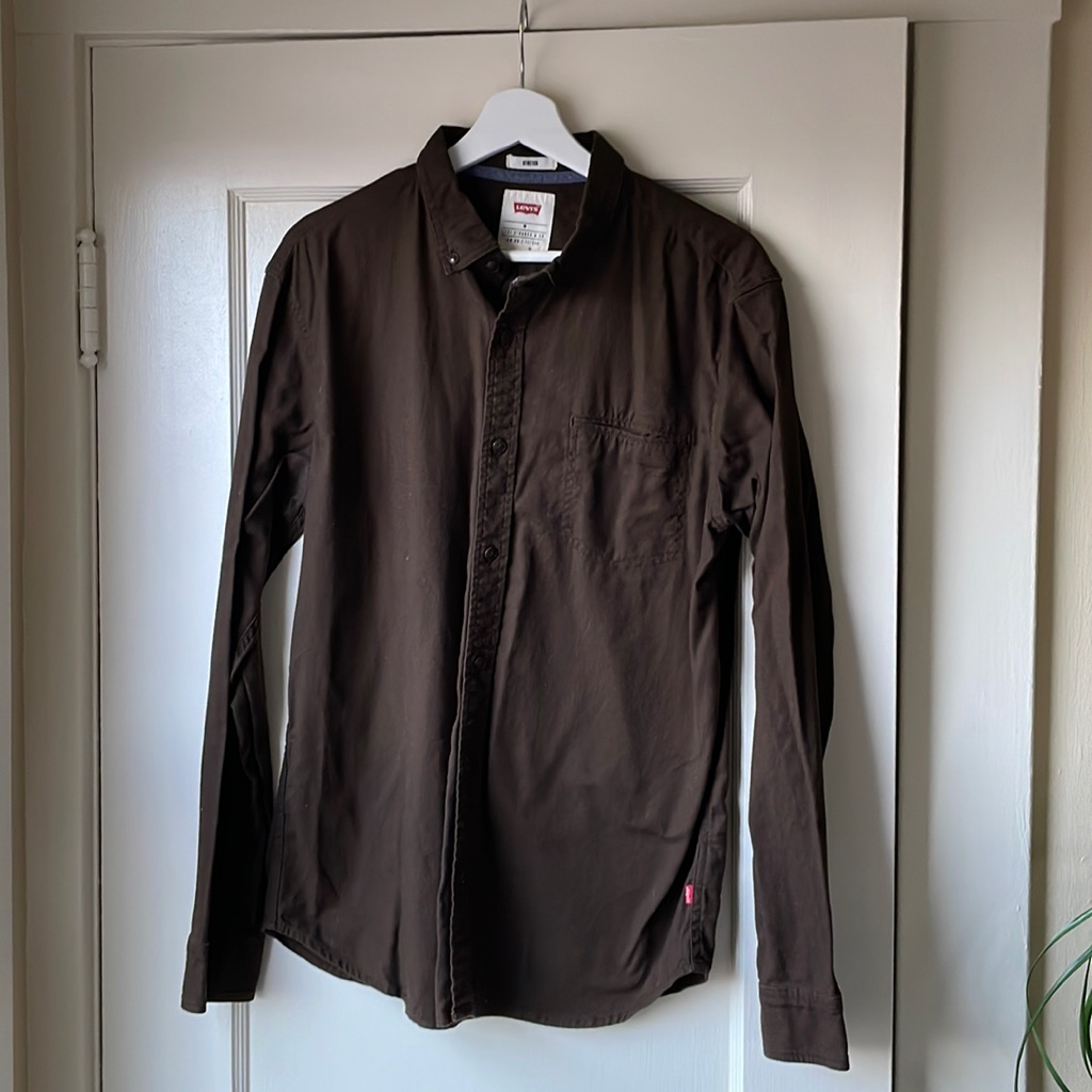 Levi’s Casual Button Down